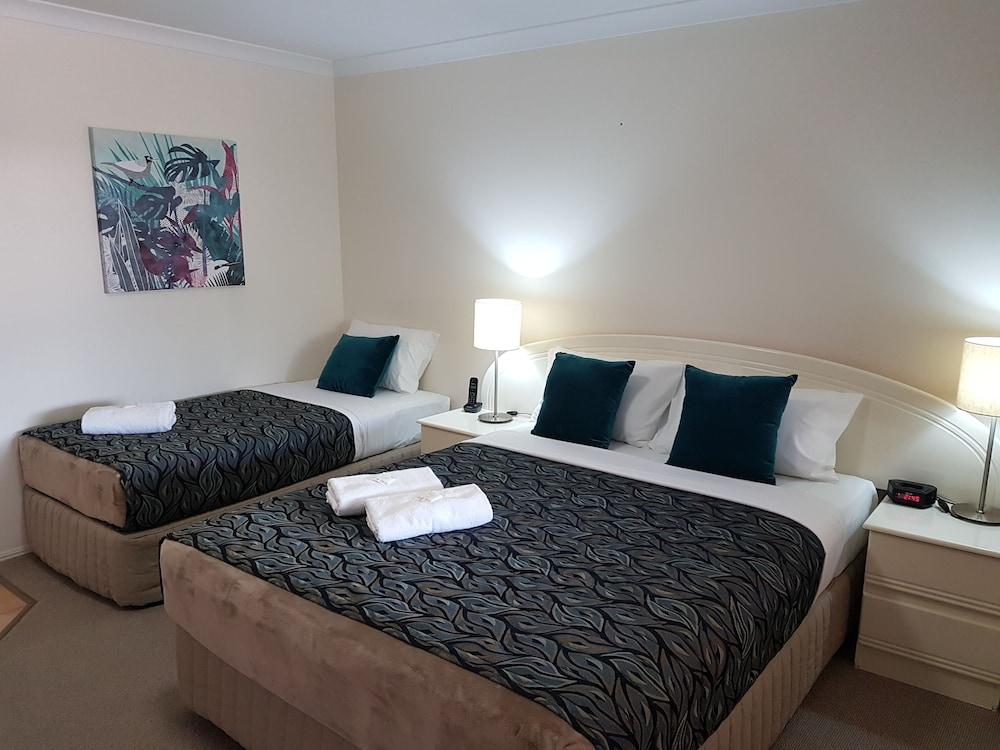 Rockhampton Palms Motor Inn Ngoại thất bức ảnh